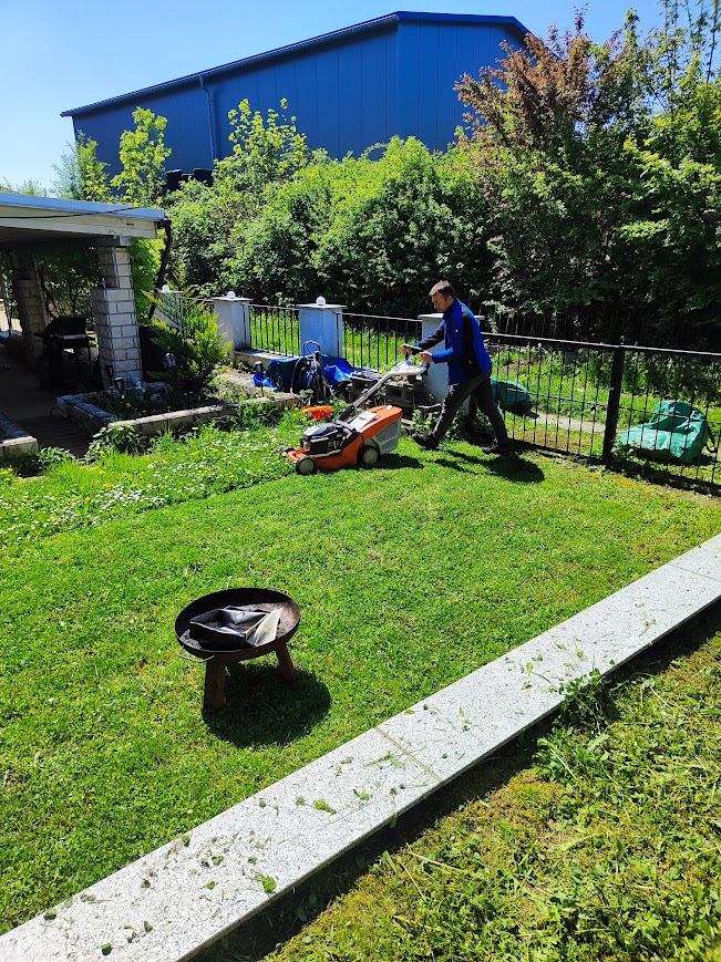 Laubentfernung und saisonale Gartenpflege Heilbronn