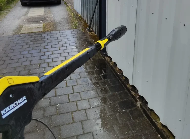 Kärcher-Hochdrucklanze im Einsatz bei der Außenreinigung in Heilbronn